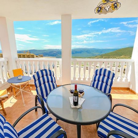 Casa Lourdes Villa Yeste Bagian luar foto