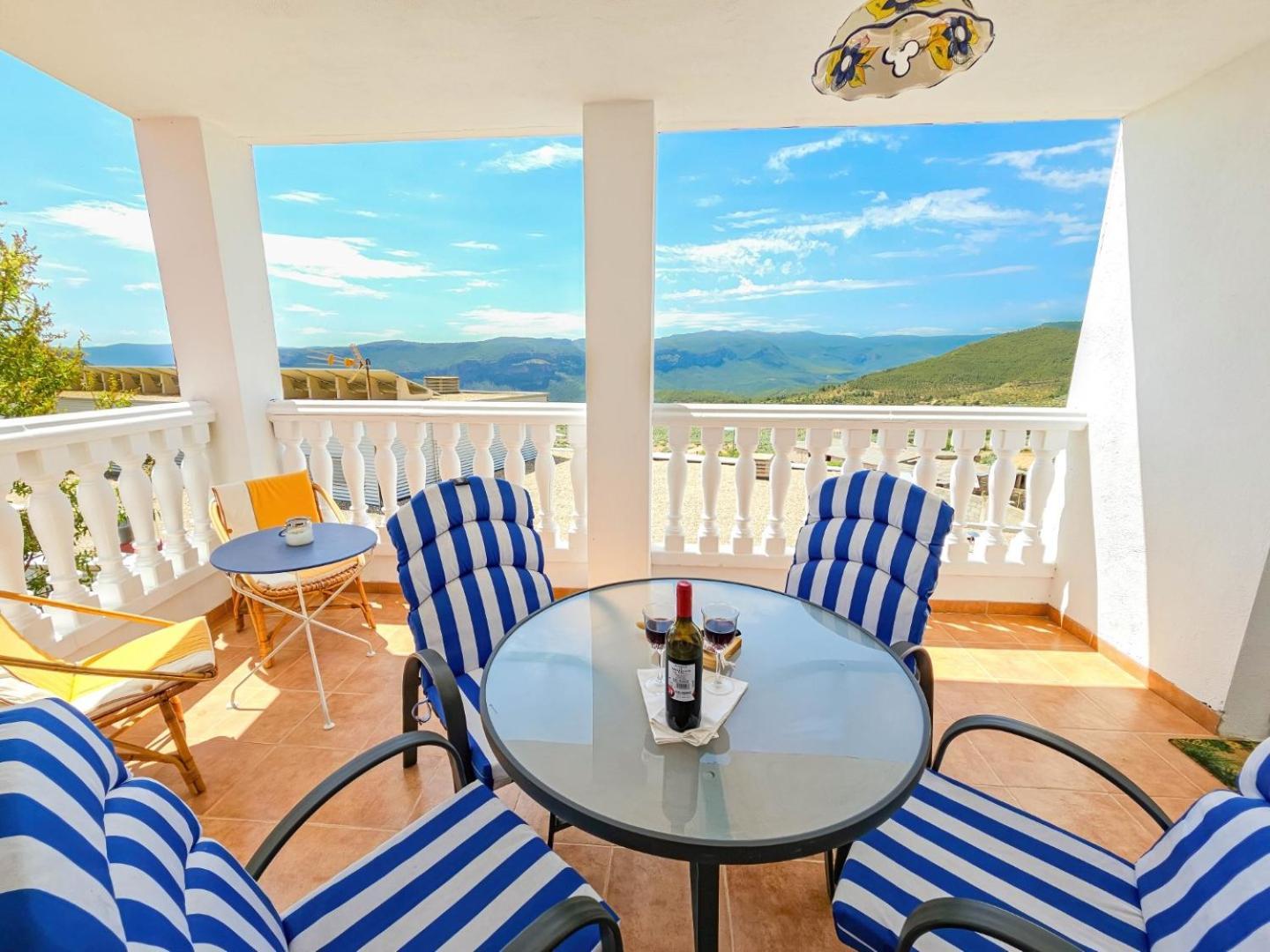 Casa Lourdes Villa Yeste Bagian luar foto